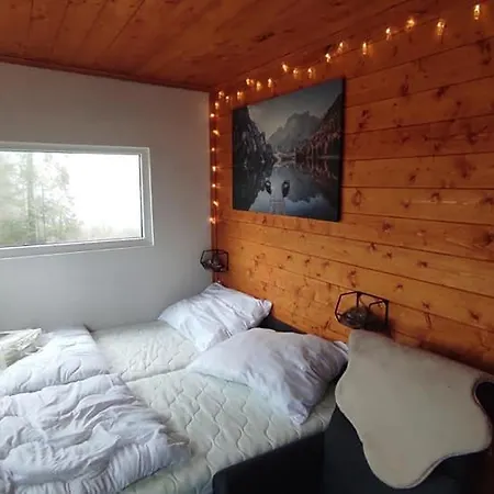 Domcok Pod Tatrami * Važec